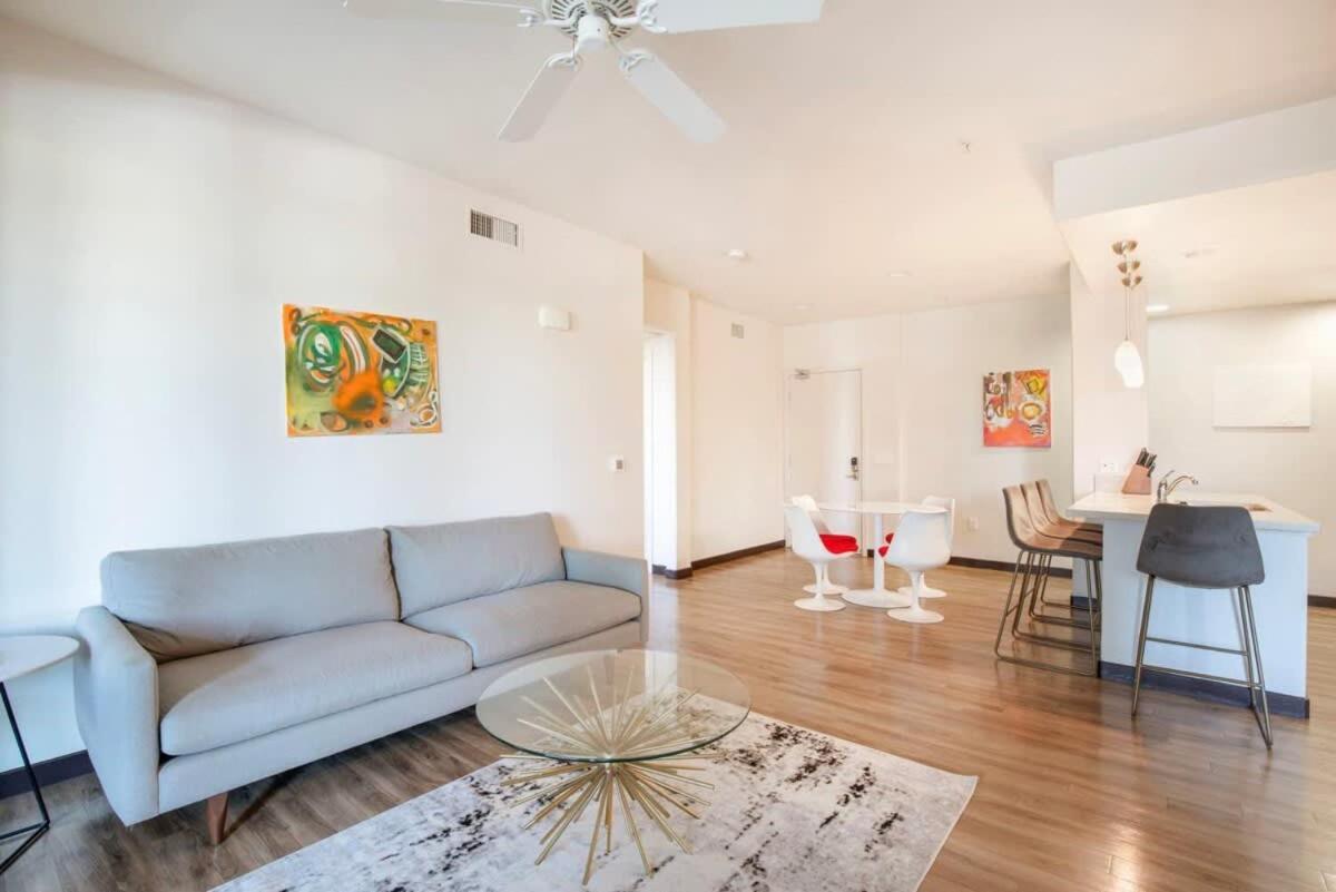 2Br Modern Luxury Condo Weho ลอสแอนเจลิส ภายนอก รูปภาพ